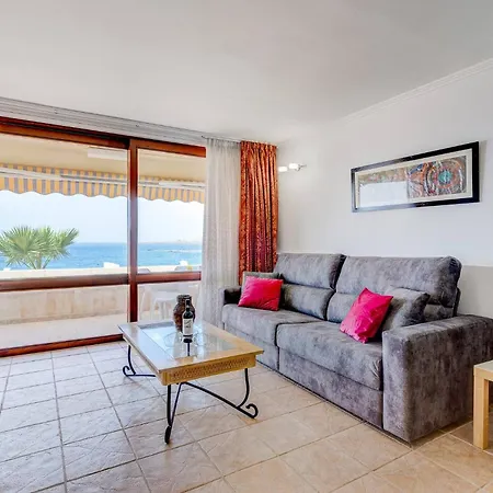 La Maravilla Over The Ocean No01 Apartment