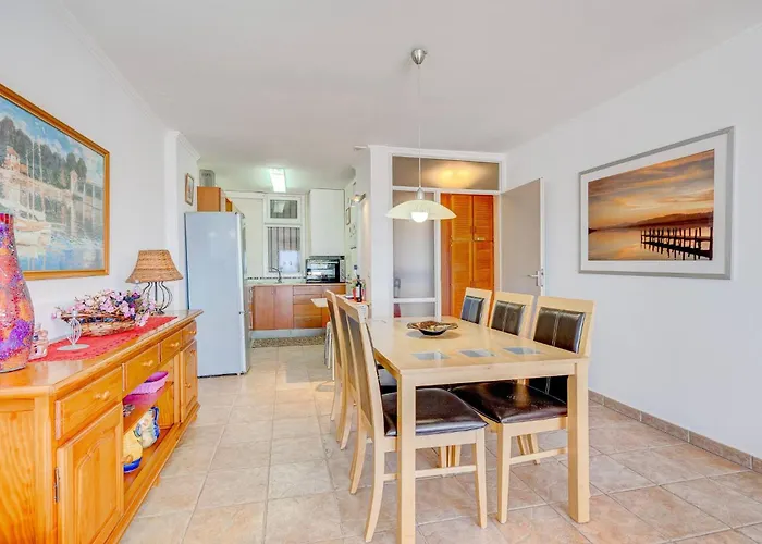 La Maravilla Over The Ocean No01